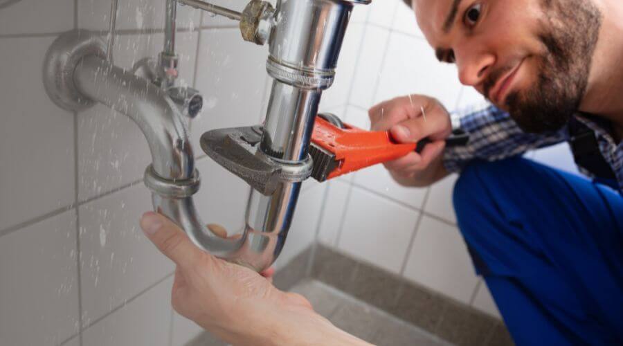 Expert burst pipe repair services in West Liberty, KY
